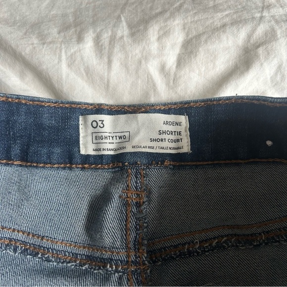 ARDENE Eighty Two Shortie Jeans Shorts Size 3 - Picture 3 of 4